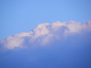 Clouds during a snow day.